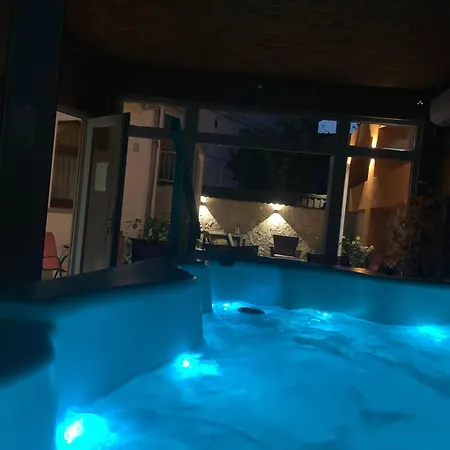 Vulkan Wellness Panzio *