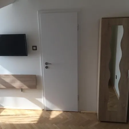 Bed and Breakfast Vulkan Wellness Panzio Πετς