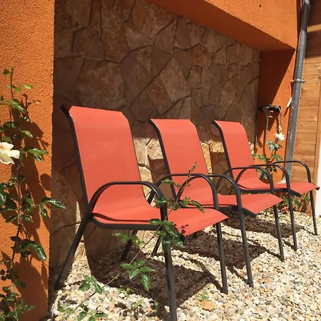 Vulkan Wellness Panzio Bed and Breakfast Πετς