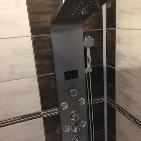 Vulkan Wellness Panzio Πετς