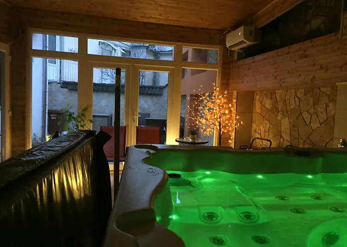 Vulkán Wellness Panzió * Pécs