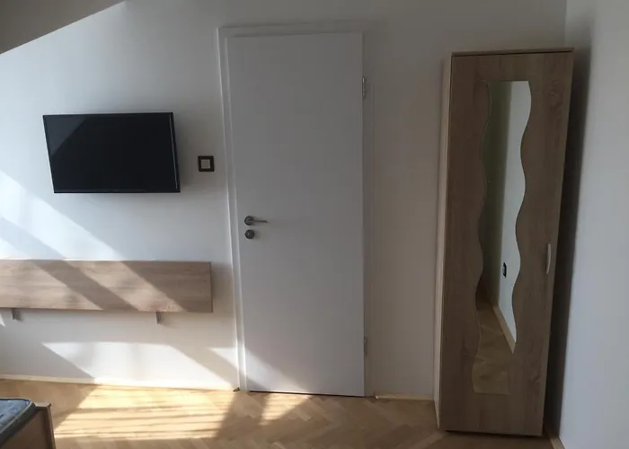 B&B Vulkan Wellness Panzio 페치